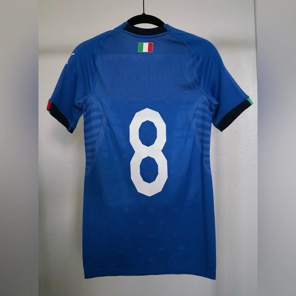 NWT Puma Italy EvoKNIT Men’s Home Soccer Jersey 2018-2019 (Size S) - Picture 2 of 8